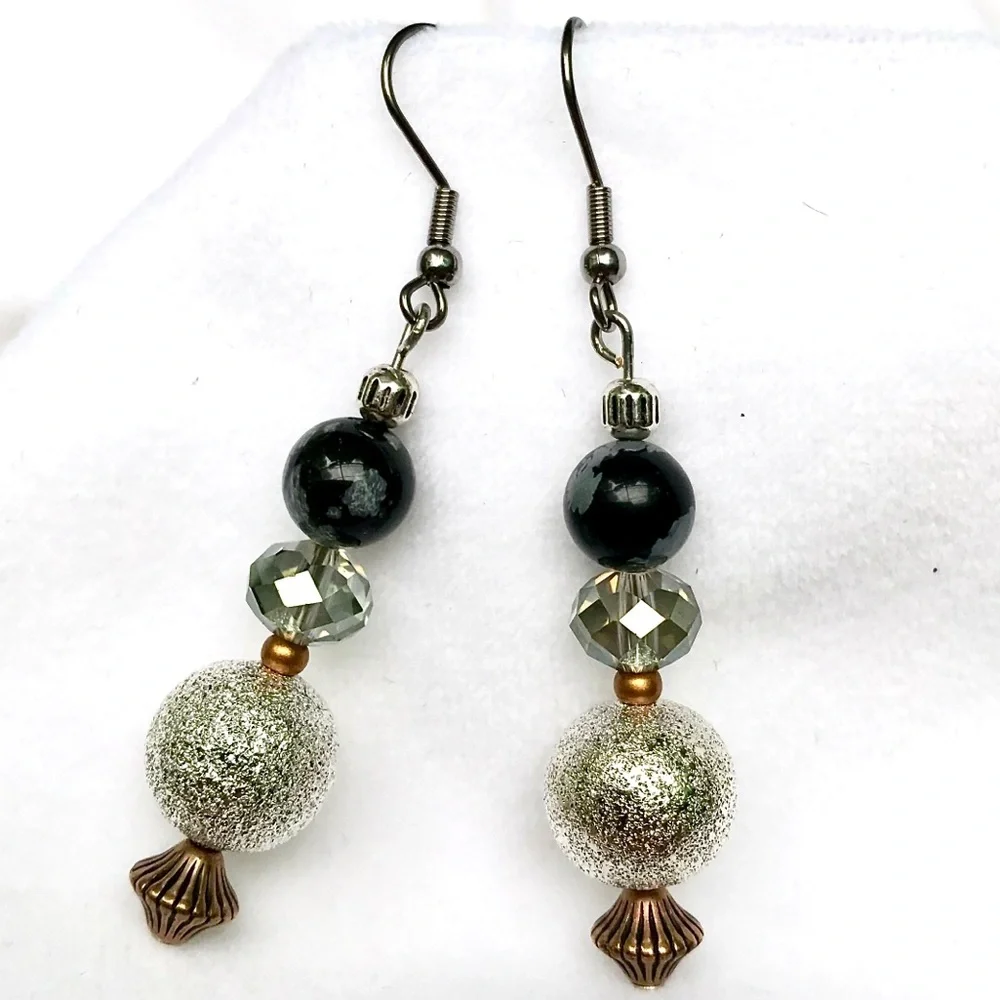 Handmade Earrings with Vintage and Modern Elements (E106-2H) - Picture 2 of 4